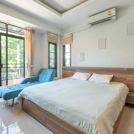 Loft Style Townhouse Near Old City 치앙마이 외부 사진