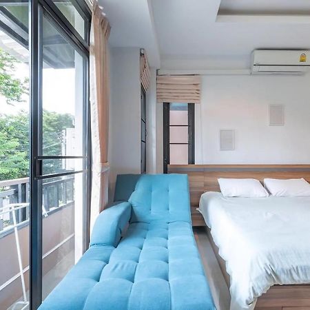 Loft Style Townhouse Near Old City 치앙마이 외부 사진