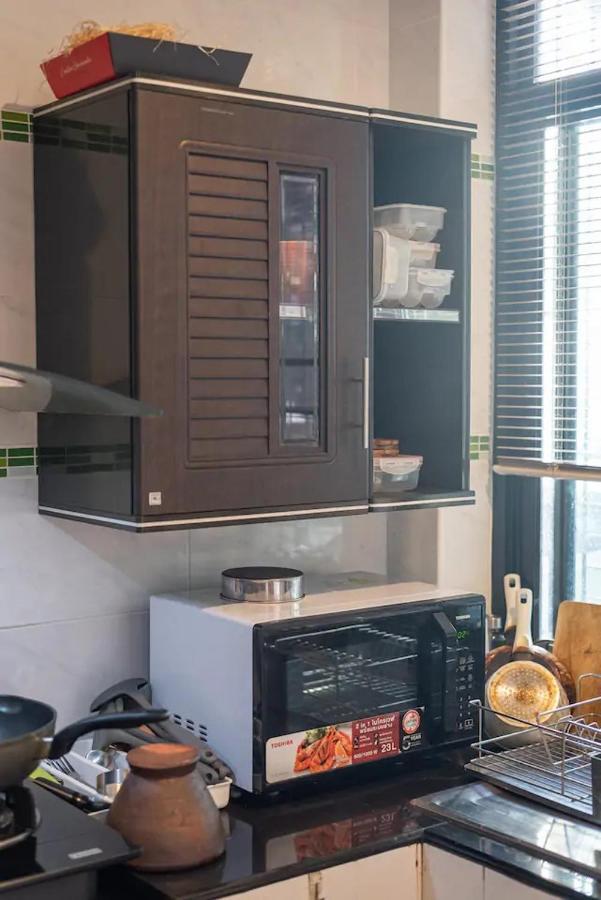 Loft Style Townhouse Near Old City 치앙마이 외부 사진